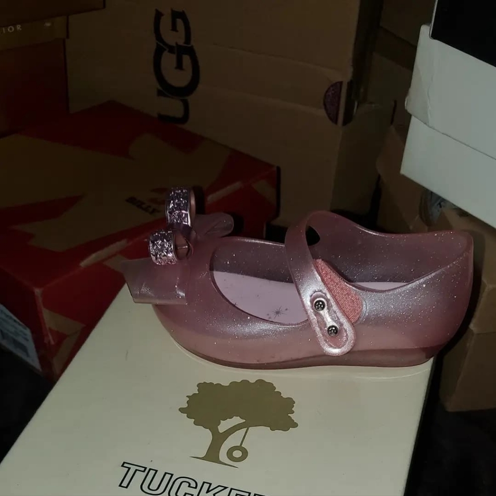 Kids shoes